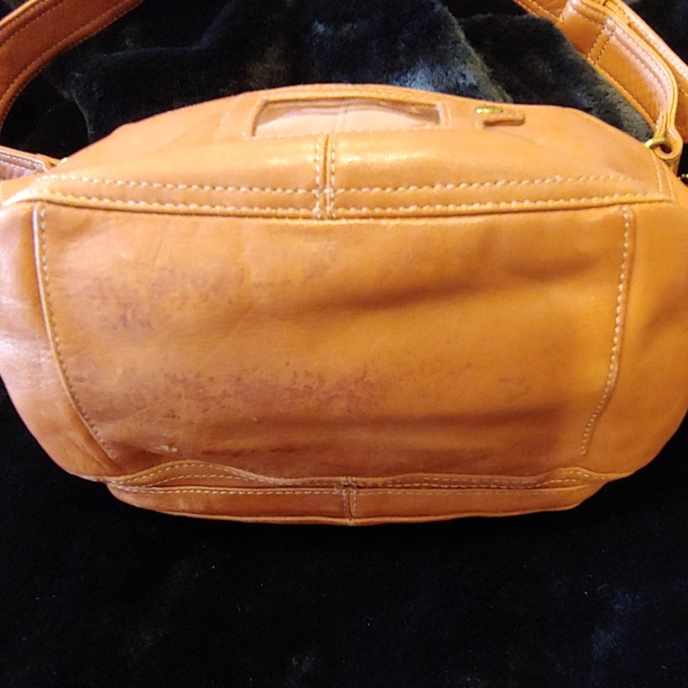 Fossil Leather Shoulder Bag - Picture 4 of 5